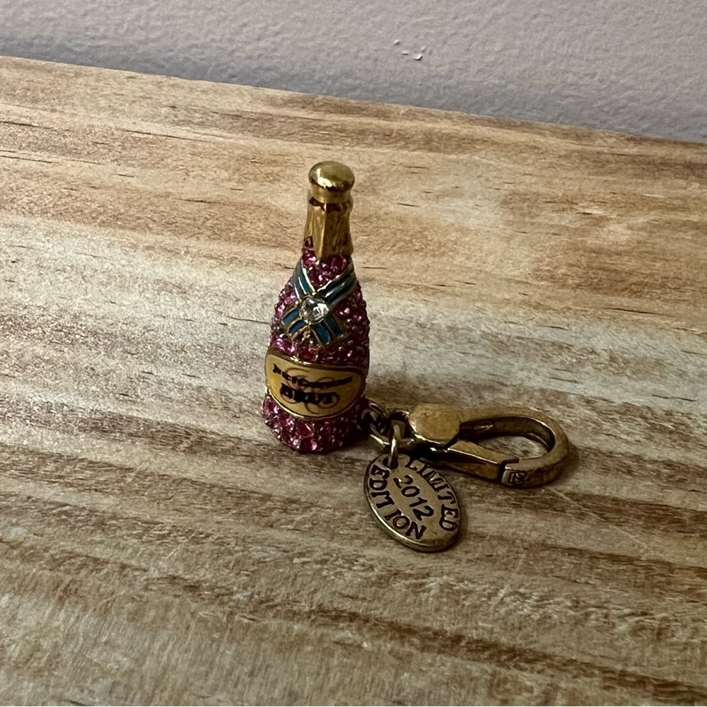 Juicy Couture Pink Brut Bottle Limited Edition 2012 Charm
